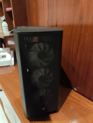 Torre PC Tempest Negra