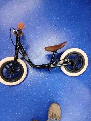 Bicicleta sin pedales niños 10 pulgadas Runride 500 negro