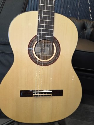 Guitarra Flamenca Palo Santo Mexicano