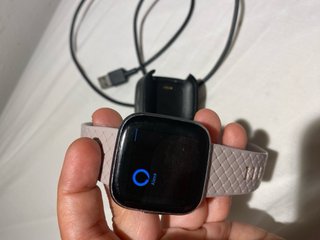 Fitbit Versa 2 Smartwatch Rosa/Plata