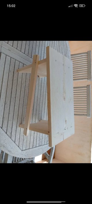 Sgabello basso / Mini tavolino in legno