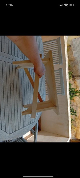 Sgabello basso / Mini tavolino in legno