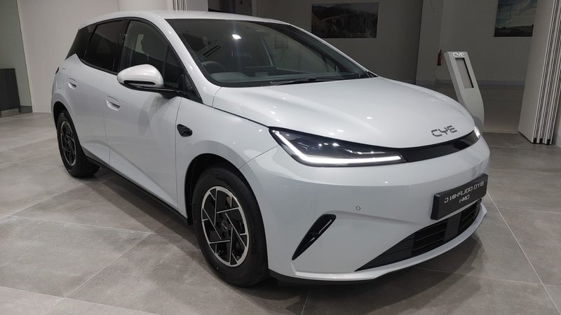 BYD Dolphin 2026