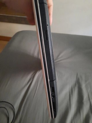 Portátil Asus Blanco y Negro