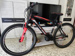 Bicicleta MTB 26 (S/M)