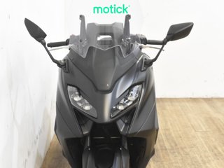 YAMAHA TMAX 560