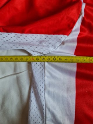 Camiseta deportiva Optimus roja y blanca