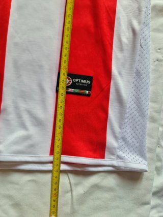 Camiseta deportiva Optimus roja y blanca