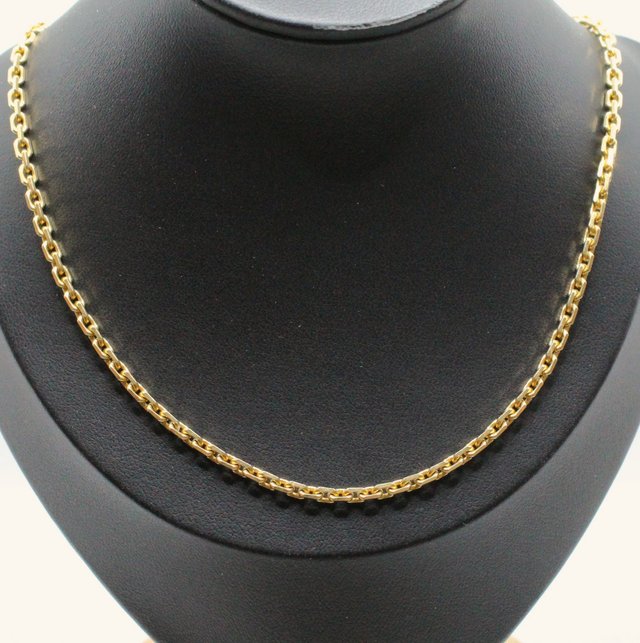 Cadena de oro de 18k. Peso: 17.82 gr.