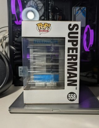 Funko Pop! Superman #558 Deluxe Special Edition 6"