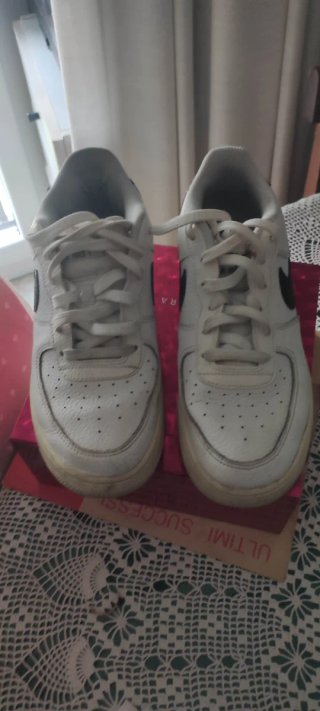 Nike Air Force One Bianche/Nere Tg 40