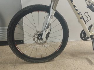 Bici Doble Suspensión y Frenos Disco.