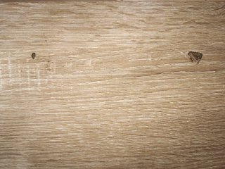 Mesa elevable de madera