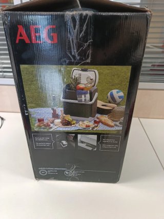 Nevera Portatil AEG 14L