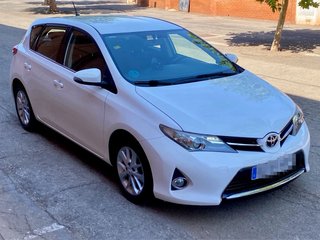 Toyota Auris 1.6 VVT-i 132cv ••UNICO DUEÑO••