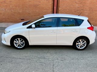 Toyota Auris 1.6 VVT-i 132cv ••UNICO DUEÑO••