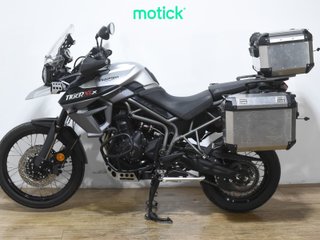 TRIUMPH TIGER 800 XCX (TRES MALETAS)