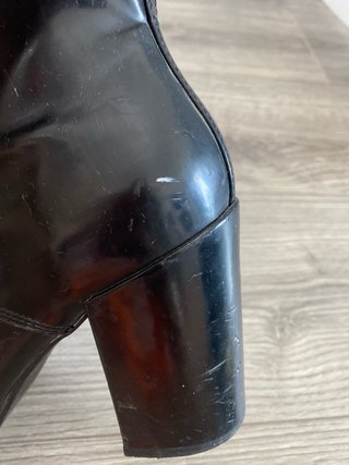 Botines charol negros con cremallera