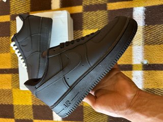 Nike Air Force 1 '07 Negras