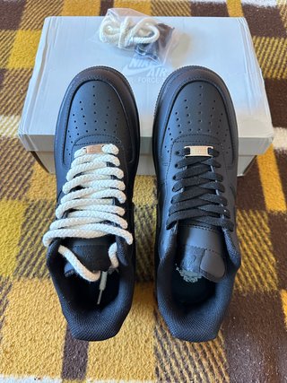 Nike Air Force 1 '07 Negras
