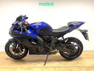 YAMAHA R7 (A)