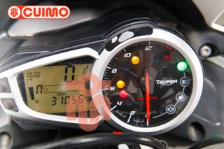 TRIUMPH STREET TRIPLE R
