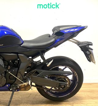 YAMAHA R7 (A)