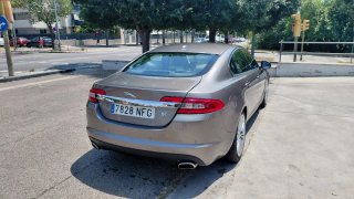 Jaguar XF 2011