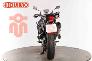 TRIUMPH TIGER 800