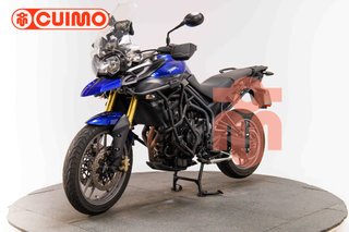 TRIUMPH TIGER 800