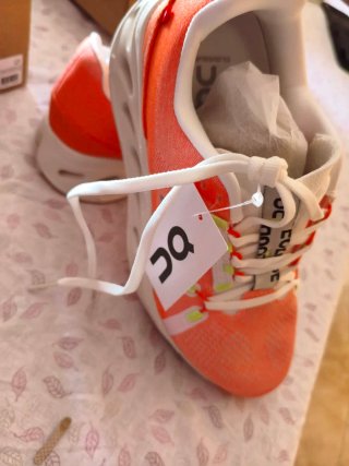 Zapatillas On Running Cloud Talla 39