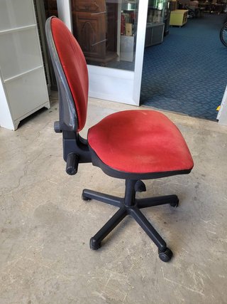 SEDIA DA UFFICIO CON ROTELLE
