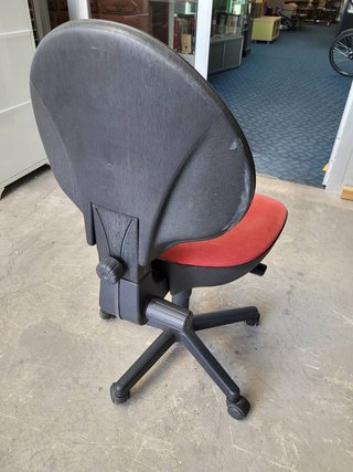 SEDIA DA UFFICIO CON ROTELLE