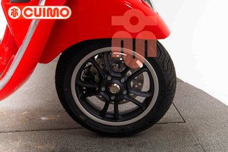 VESPA GTS 125