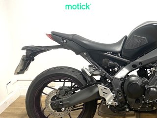 YAMAHA MT-09 (FULL)