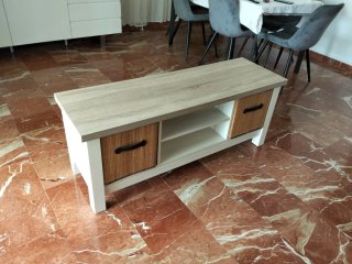 Mueble TV madera y mimbre