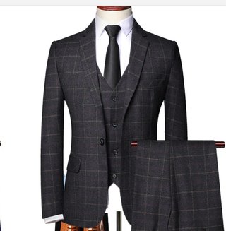 Traje de 3 piezas gris a cuadros