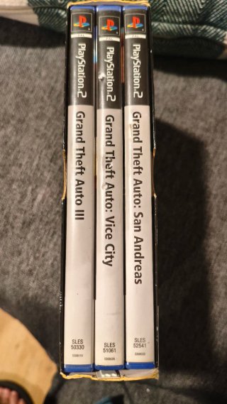 Grand Theft Auto La Trilogía PS2