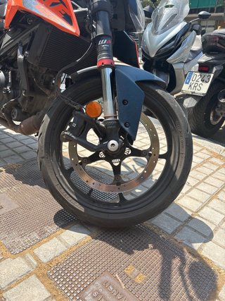 KTM Duke 125 NAKED Naranja/Negra
