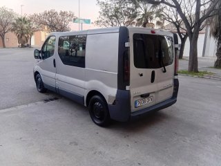 Opel Vivaro 2004