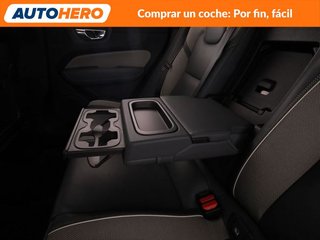 Volvo XC60 2.0 D4 R-Design 2WD