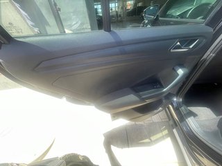 CUOTA 325€ - Volkswagen T-Roc 2021 1.5 TSI 150CV