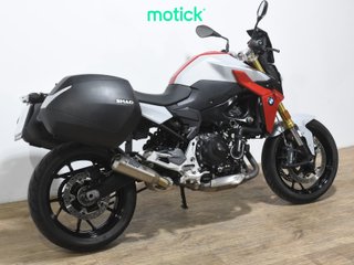 BMW F 900 R (2 MALETAS)
