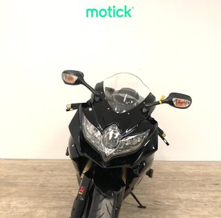 SUZUKI GSX R600 (AKRAPOVIC HOMOLOGADO)