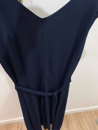 Vestido azul con cinturón
