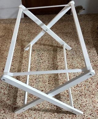 Soporte para moisés en blanco