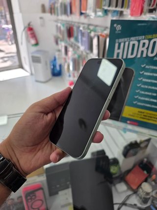 Iphone 15 128GB Verde