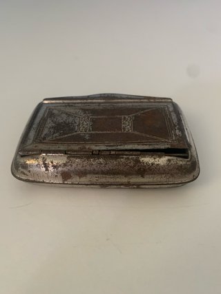Contenitore in  metallo vintage