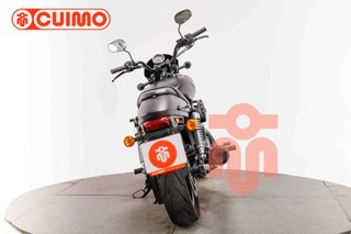 HARLEY DAVIDSON STREET 750