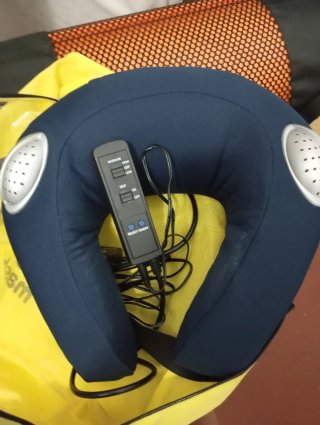 Almohada Masajeadora Cervical Eléctrica